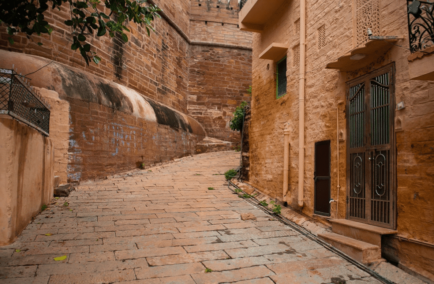 Lost in the Lanes of…